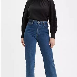 Levi’s Ribcage Jeans
